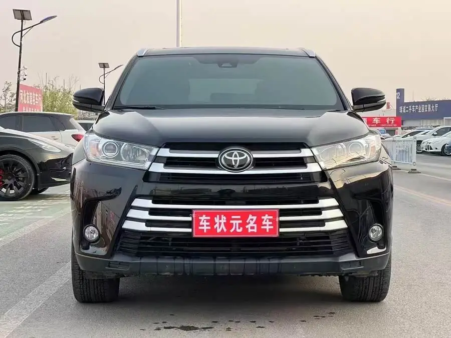 هايلاندر 2021 2.0T دفع رباعي فاخر 7 مقاعد