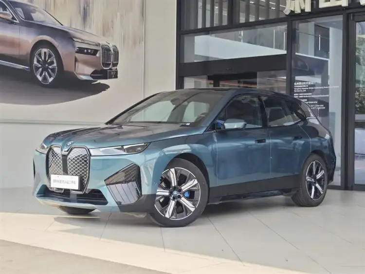 BMW iX 2022 xDrive40