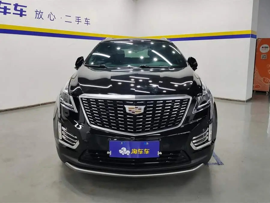 كاديلاك XT5 2021 28T الفاخرة