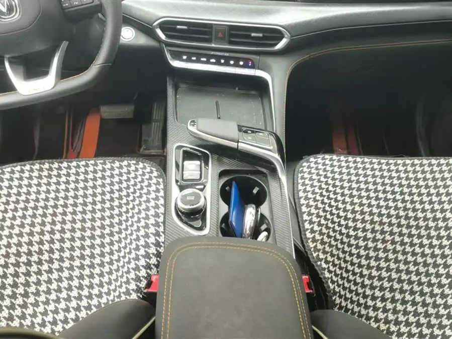 شانغن UNI-T 2022 1.5T الفاخرة