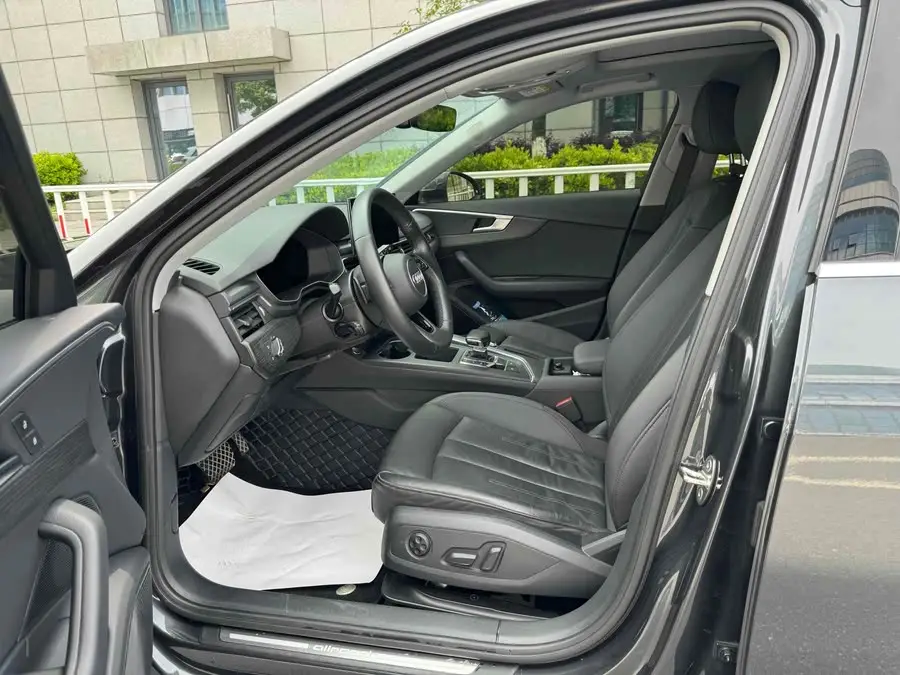 Audi A4 (Imported) 2021 Allroad Quattro Explorer