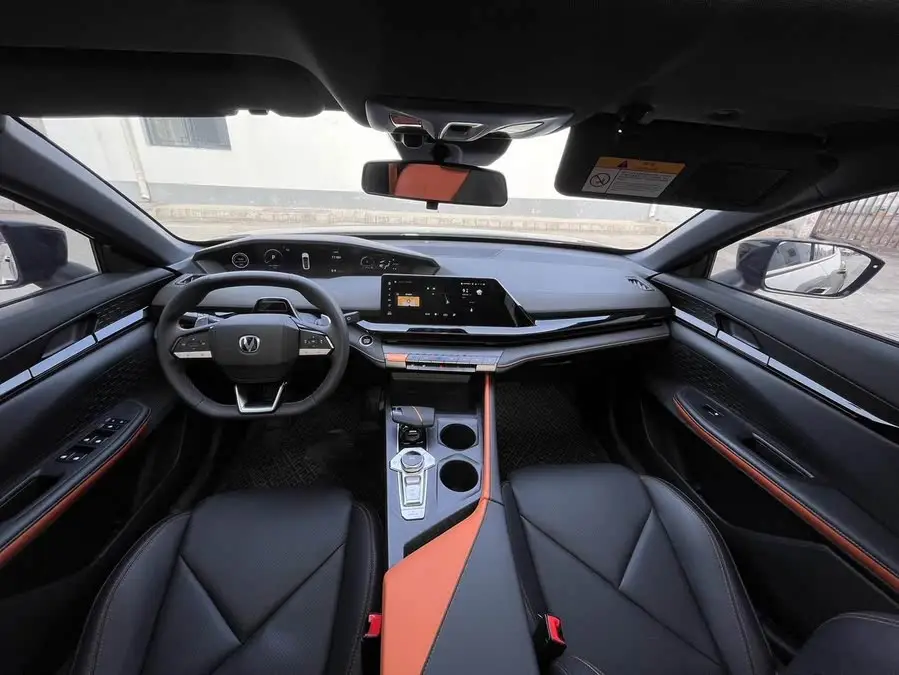 Changan UNI-V 2022 1.5T Excellence