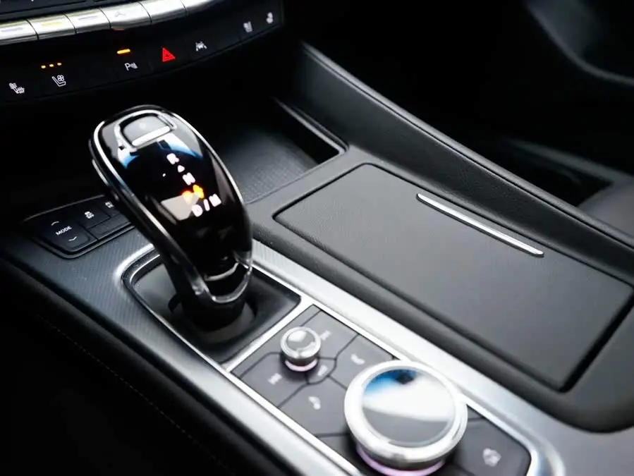 Cadillac CT5 2023 28T Luxury (Standard Edition)