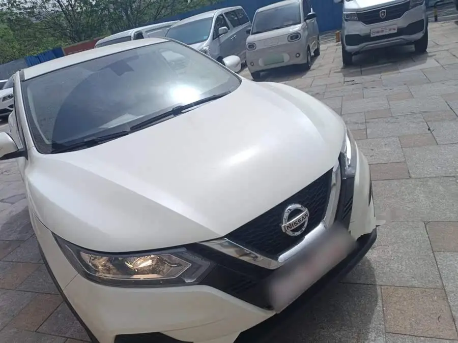 2022 نيسان قاشقاي 2.0 لتر CVT XV الذكي