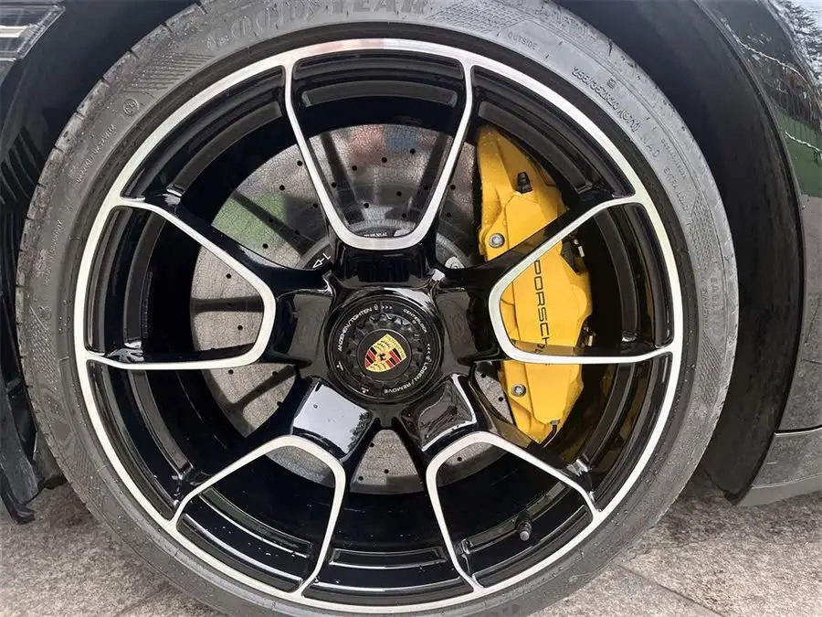 Porsche 911 2022 Turbo S 3.7T