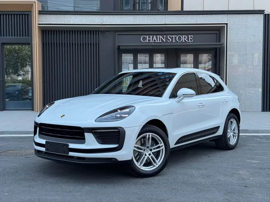 2024 Macan 2.0T