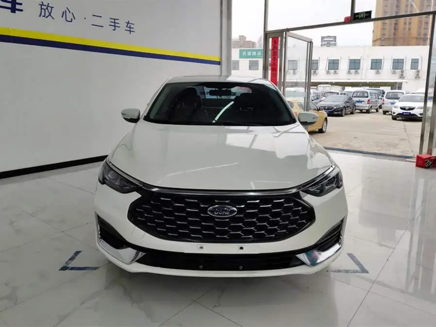 Ford Focus 2021 1.5L Automatic Diamond Edition