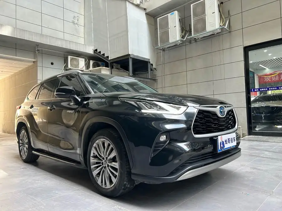 2022 Highlander Hybrid 2.5L AWD Premium 7-Seater