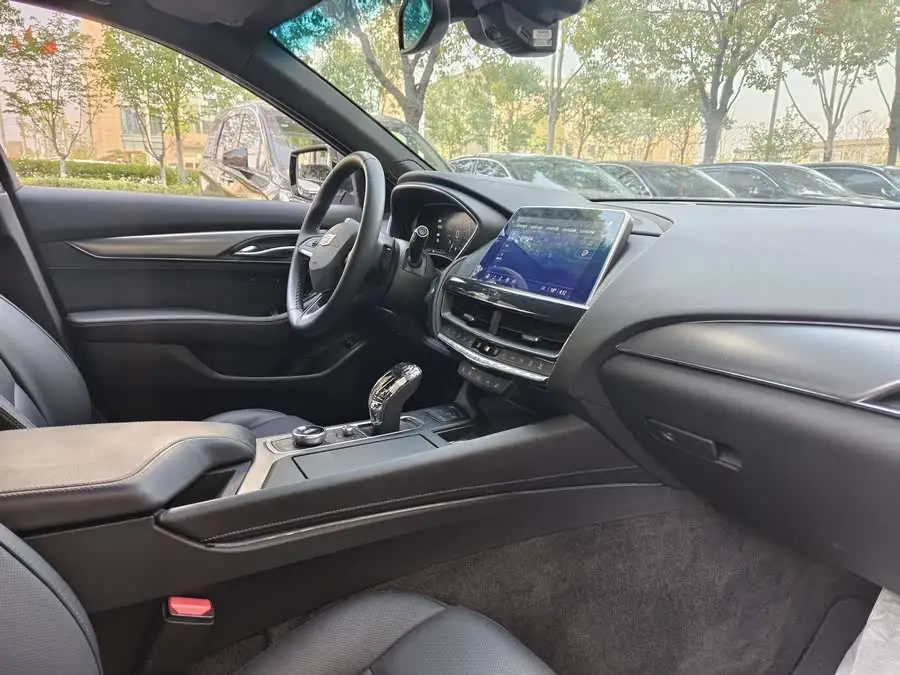 Cadillac CT5 2022 28T Premium