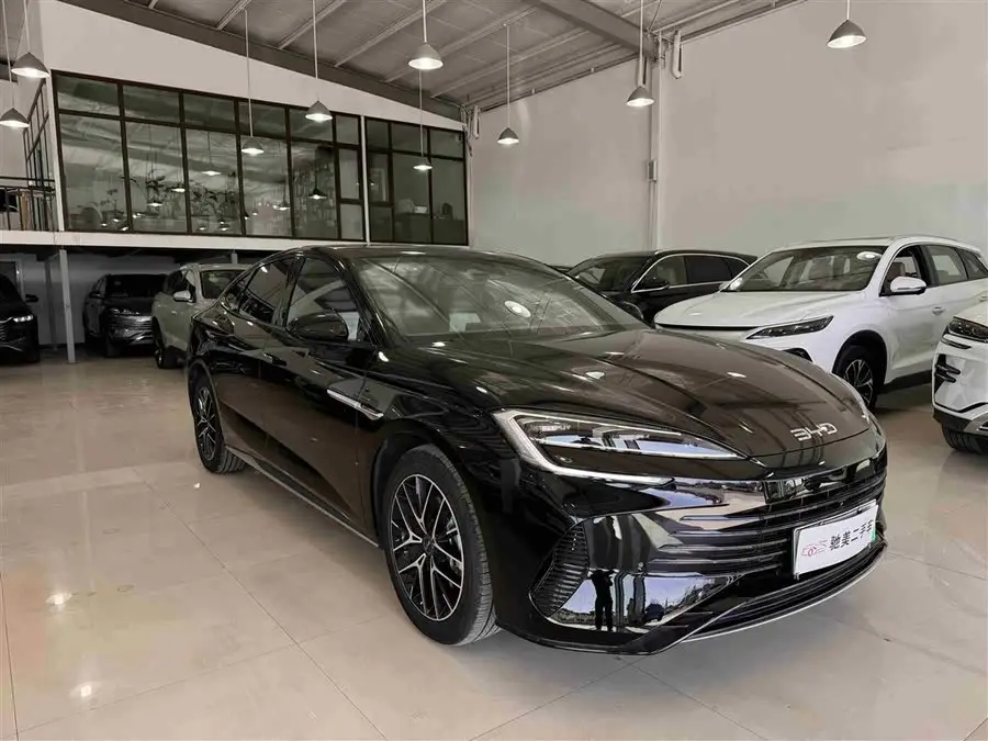 بكين أوتوموتيف 2024 سيال إصدار المجد DM-i 1.5L 121 كم الفاخر