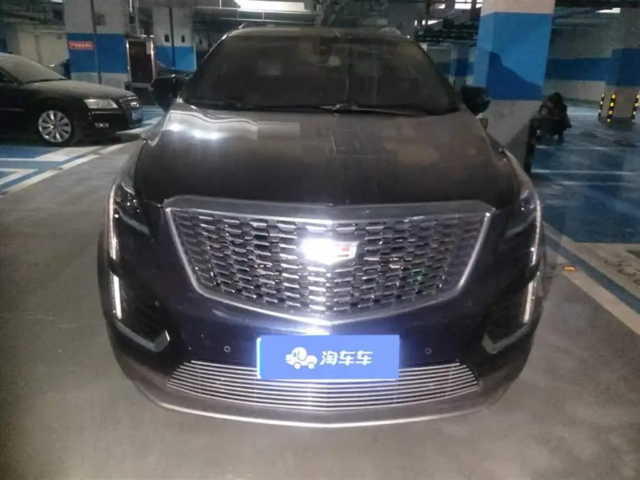 كاديلاك XT5 2021 28T الفاخرة