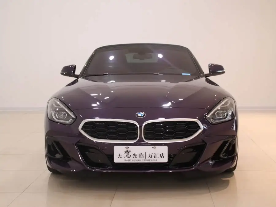 بي إم دبليو Z4 2023 sDrive 25i حزمة M الرياضية