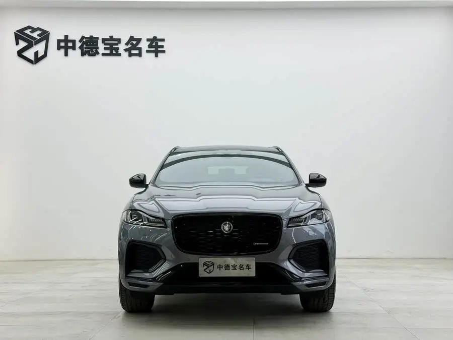 Jaguar F-PACE 2024 P250 R-Dynamic SE