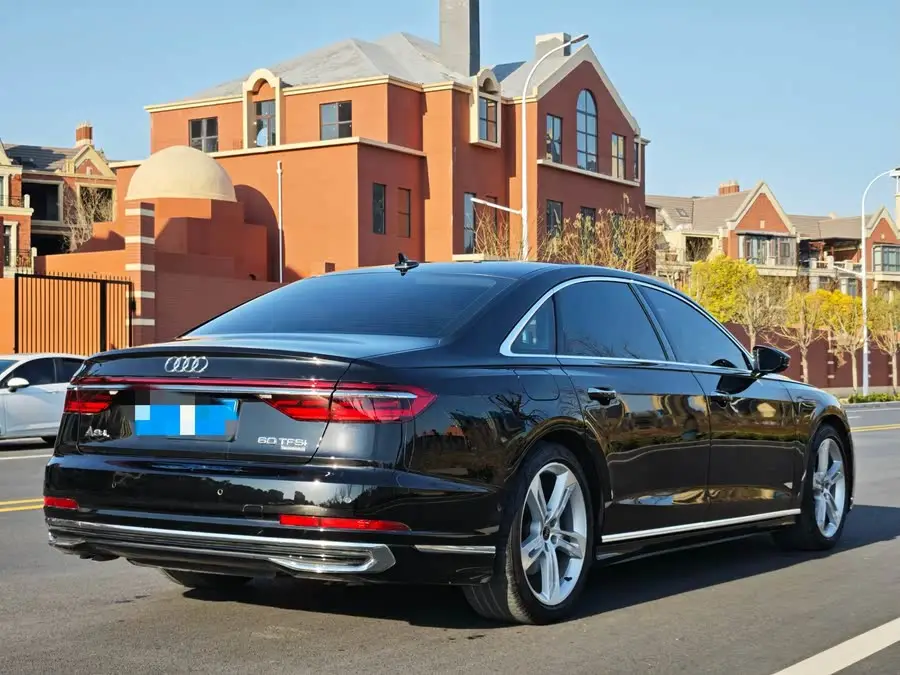 أودي A8 2023 A8L 50 TFSI كواترو النسخة المميزة