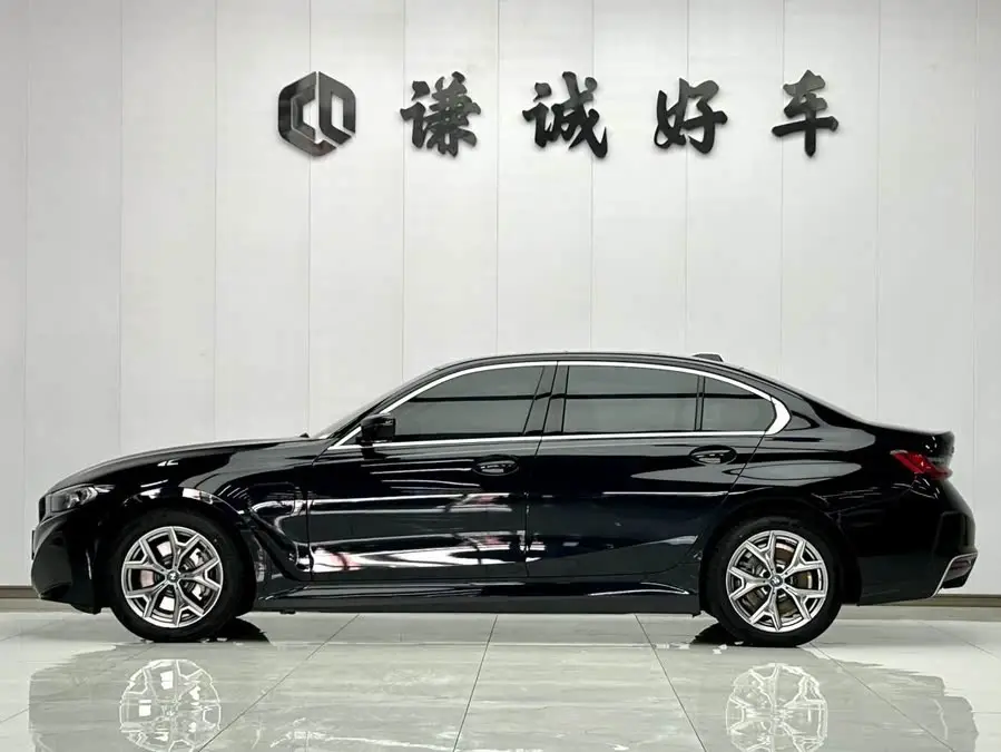 بي إم دبليو i3 2022 إيدرايف 35 L