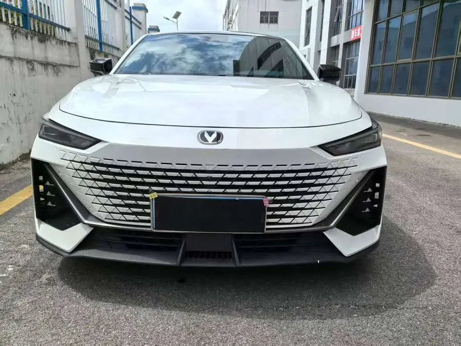Changan UNI-V 2022 1.5T Premium