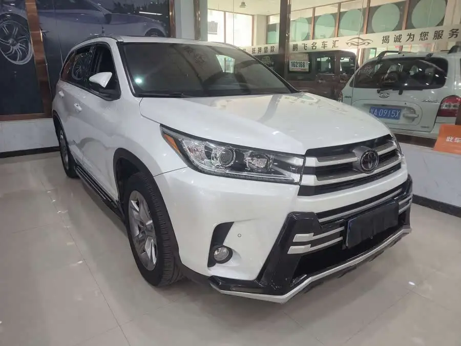 هايلاندر 2018 2.0T دفع رباعي فئة فاخرة 7 مقاعد معيار VI