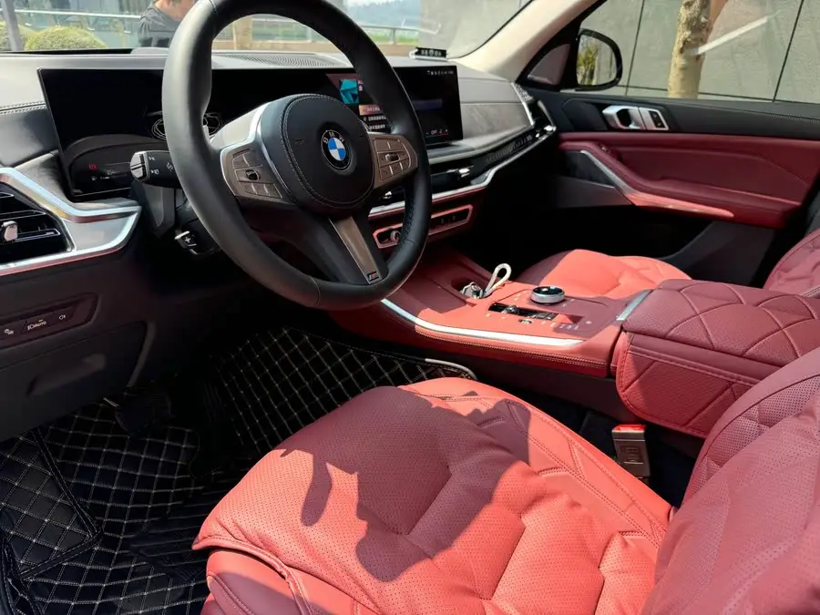 بي إم دبليو X5 2023 xDrive 30Li الفاخرة حزمة M الرياضية الليلية