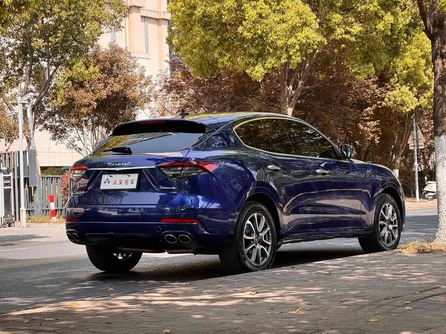 Levante 2022 2.0T GT