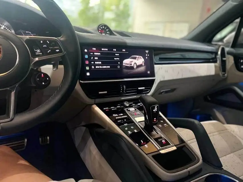 2022 Cayenne S 2.9T Platinum Edition