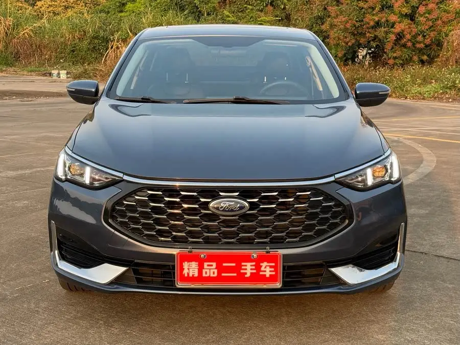 Ford Focus 2021 1.5L Automatic Diamond Edition