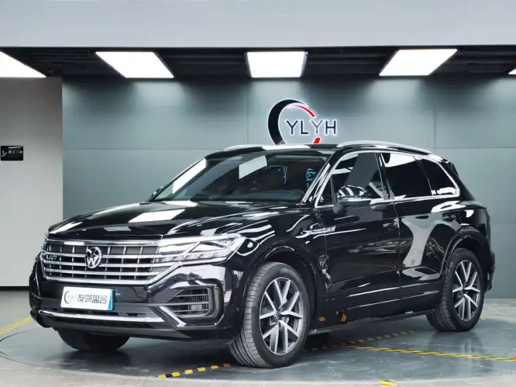 Touareg 2021 3.0 TSI R-Line Classic Sport Package