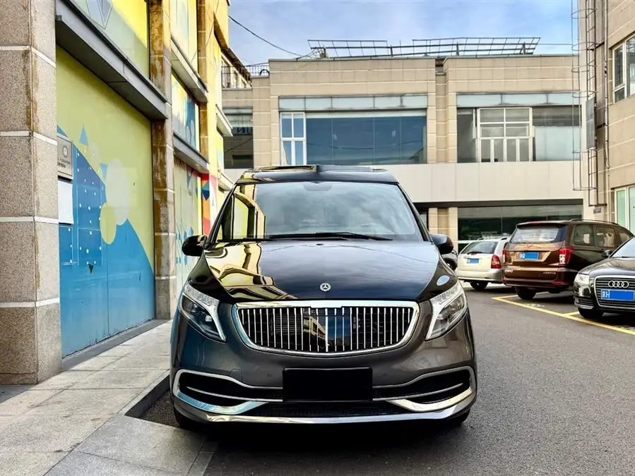 ويلنج 2021 2.0T نسخة الأعمال 7 مقاعد