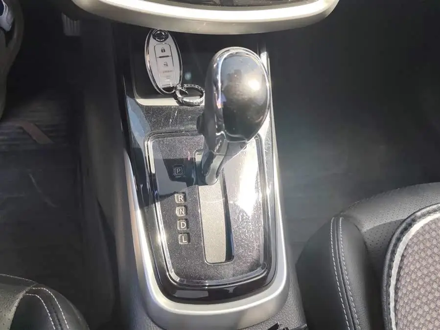 نيسان تييدا 2024 1.6 لتر CVT النسخة الذكية