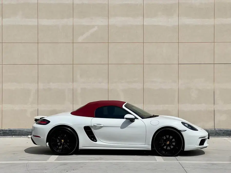 Porsche 718 2022 Boxster 2.0T