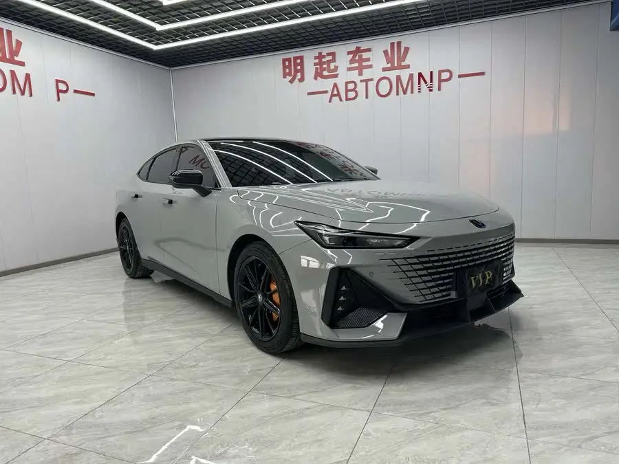 Changan UNI-V 2022 1.5T Premium