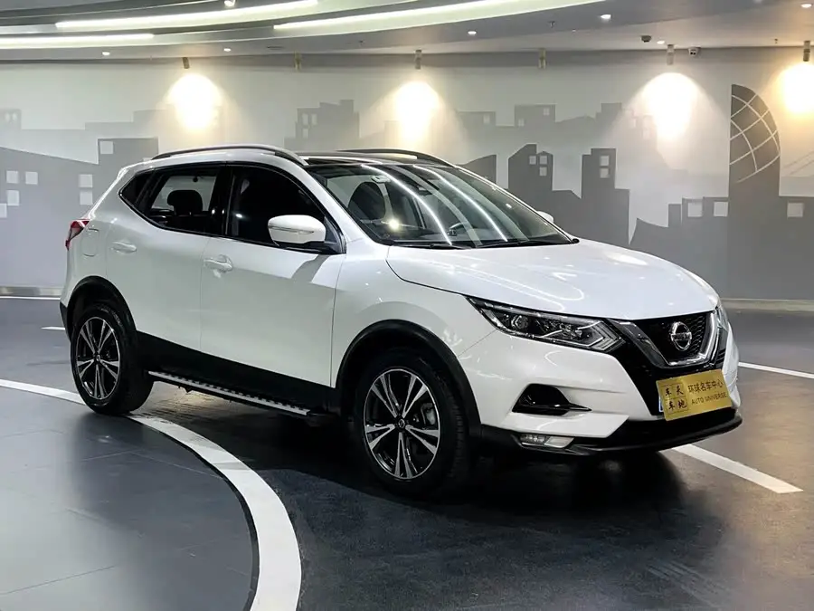 2019 نيسان إكس تريل 2.0 لتر نسخة فاخرة