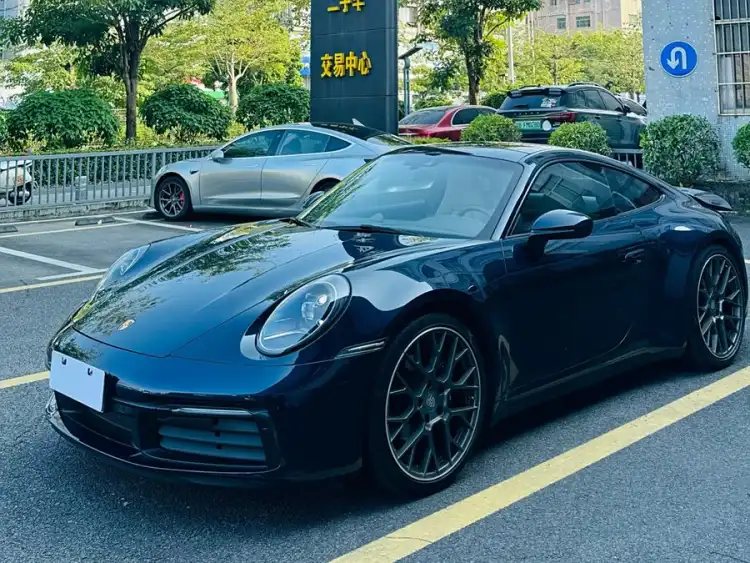 Porsche 911 2020 Carrera 3.0T