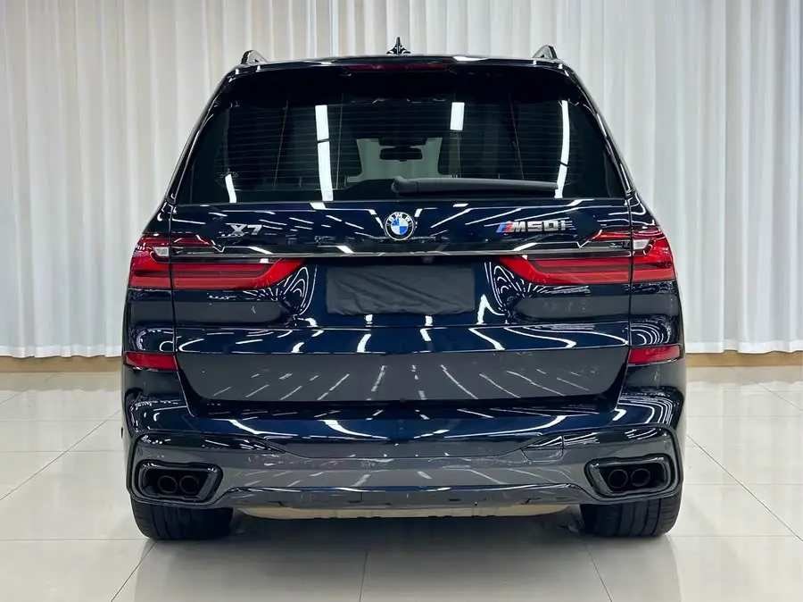 بي إم دبليو X7 2022 xDrive M50i