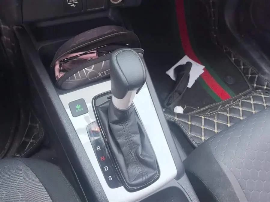 2021 هوندا فيت 1.5 لتر CVT إصدار استمتع بالموجة