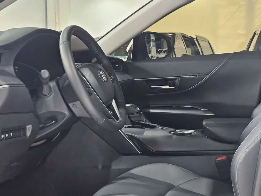 ويزا 2023 موديل 2.0L CVT دفع ثنائي فئة فاخرة