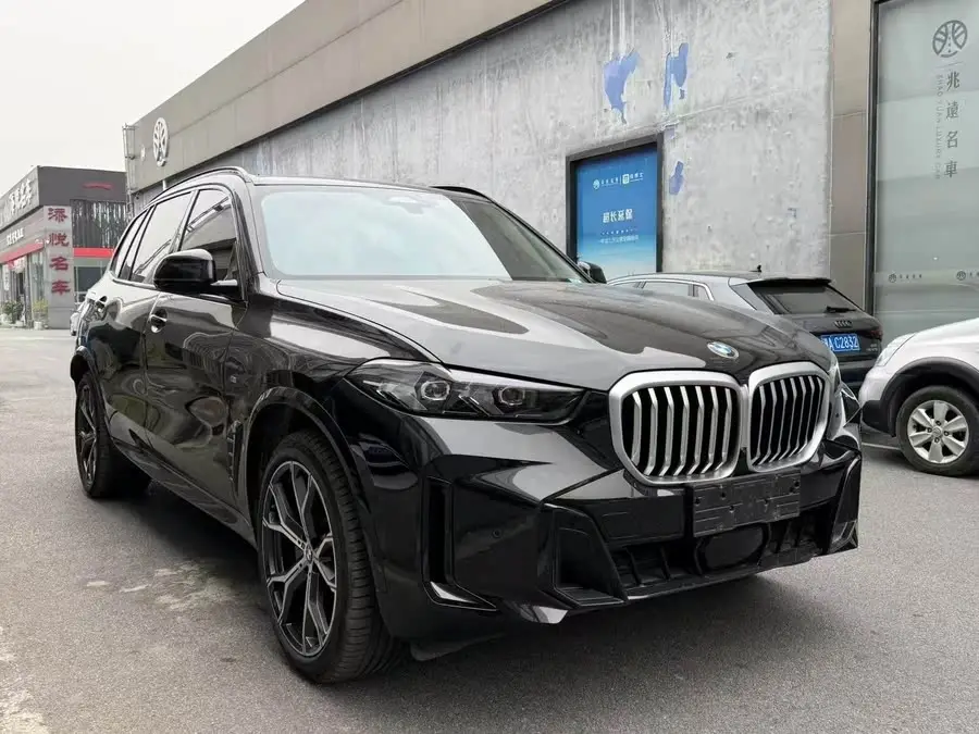 BMW X5 2023 xDrive 30Li Exclusive M Sport Night Package
