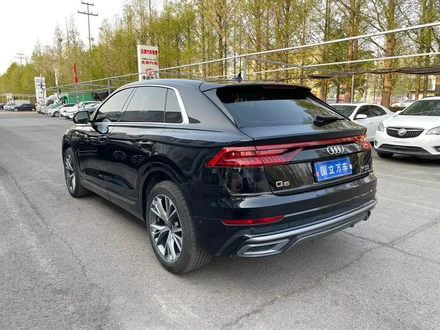 أودي Q8 2021 55 TFSI الفاخرة الديناميكية