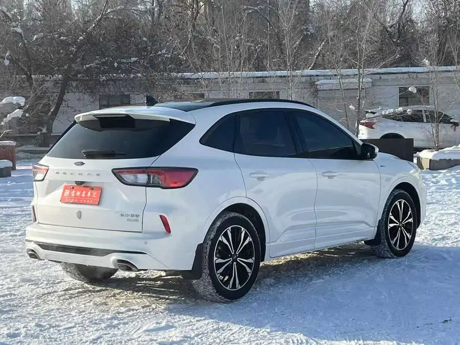2020 Ford Escape EcoBoost 245 AWD ST-LINE