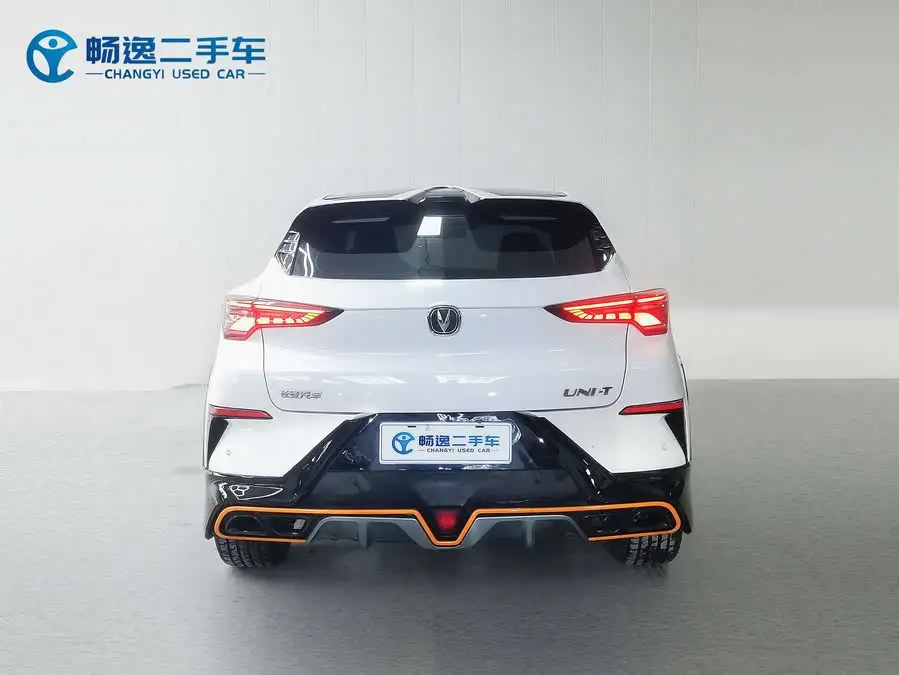 شانجان UNI-T 2023 الجيل الثاني 1.5T الفاخر