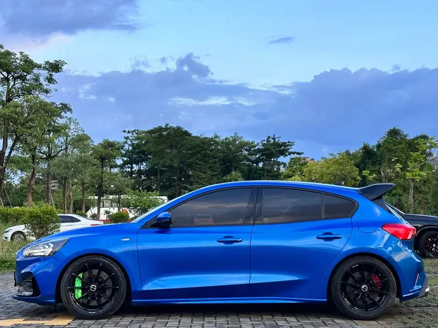 2021 فورد فوكس 2.0 لتر إيكوبوست 180 أوتوماتيكي ST لاين