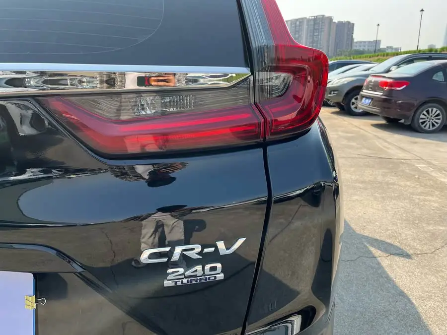هوندا CR-V 2021 240TURBO CVT دفع أمامي طراز حضري