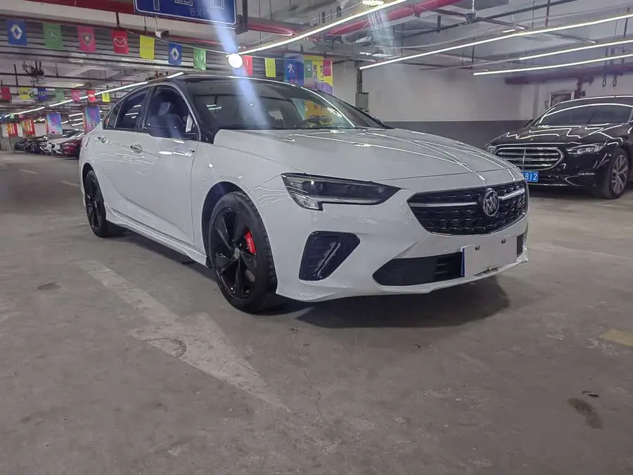 2022 بويك ريجال GS