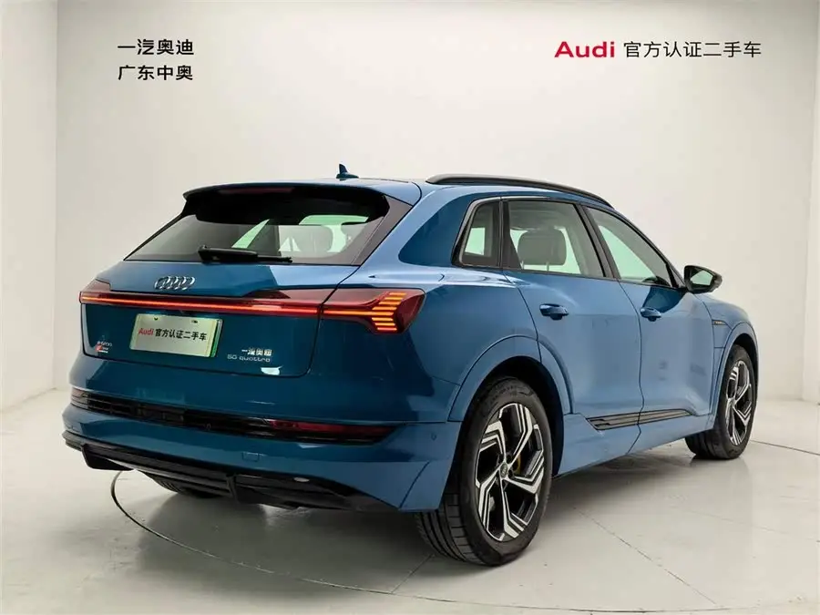Audi e-tron 2021 50 quattro Prestige