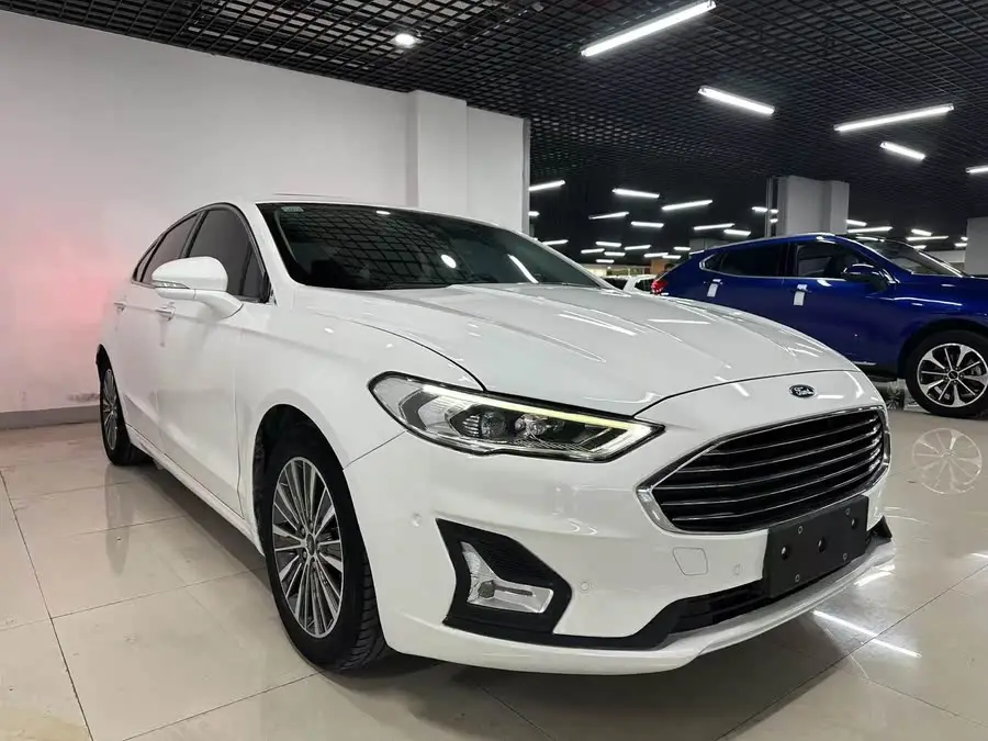 2020 مونديو EcoBoost 200 الفاخرة