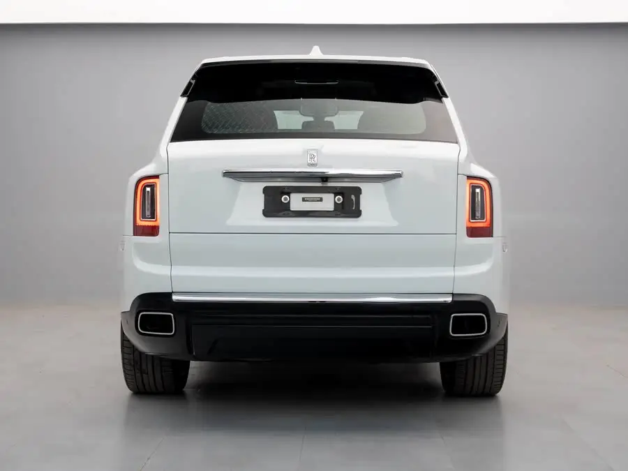 كولينان 2018 النسخة بأربعة مقاعد