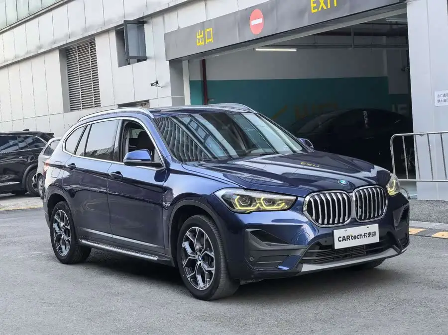 بي إم دبليو X1 2020 sDrive25Li النسخة الرائدة