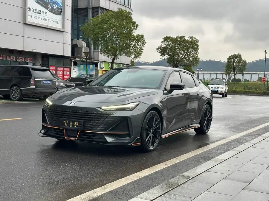 Changan UNI-V 2023 1.5T Sport Edition