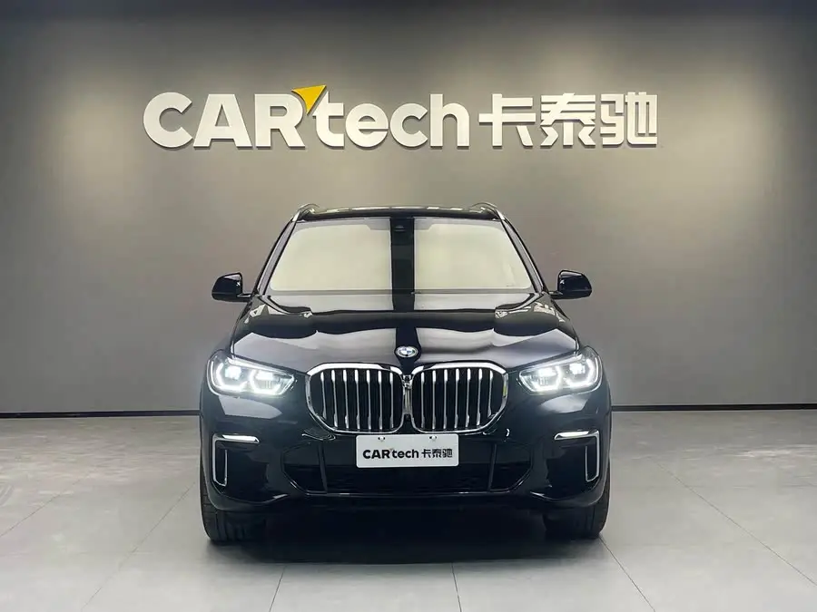 بي إم دبليو X5 2022 xDrive 30Li حزمة M الرياضية المتميزة