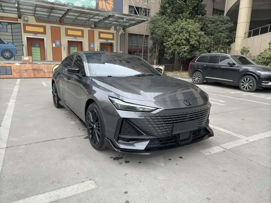 Changan UNI-V 2023 1.5T Sport Edition