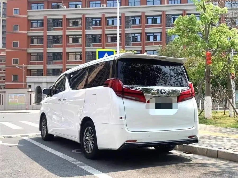 ألفارد 2021 هايبرد 2.5 لتر فاخرة